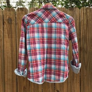 Volcom Tops - Reversible plaid shirt Volcom Tops - Reversible plaid shirt